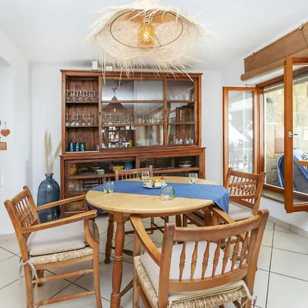 Holiday home Acuario By Interhome *